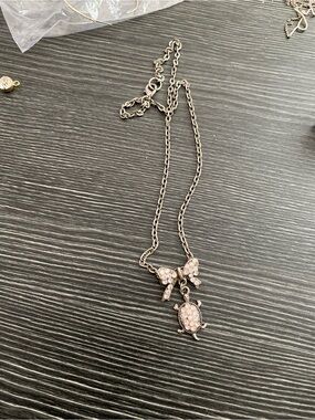Women's Crystal Turtle Pendant Necklace silvertone